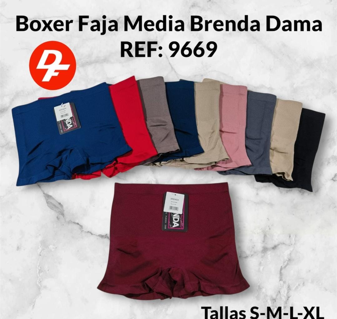 Miniatura 2 de boxer dama contro abdomen